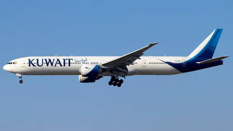 9K-AOC · Boeing 777-368(ER) · LTFM