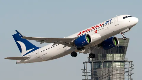 TC-LUL · Airbus A320-271N · LTFJ