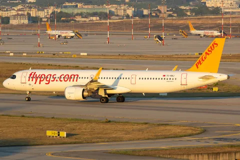 TC-RBJ · Airbus A321-251NX · LTFJ