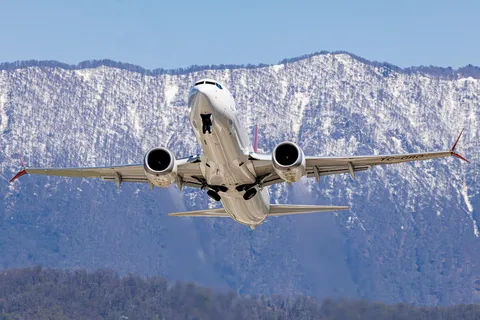 TC-GRO · Boeing 737 MAX 8 · URSS