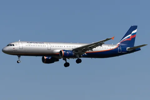 RA-73165 · Airbus A321-211 · LTFM