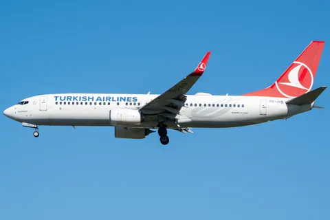 TC-JVB · Boeing 737-8F2 · LTFM