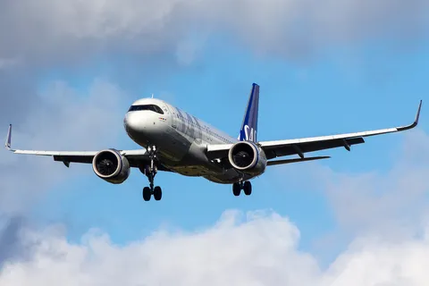 EI-SCB · Airbus A320-251N · ESGG