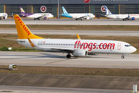 TC-CPK · Boeing 737-82R · LTFJ