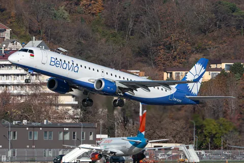 EW-513PO · Embraer E195LR · URSS
