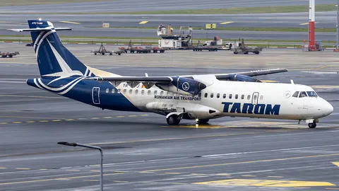 YR-ATJ · ATR 72-600 · LTFM