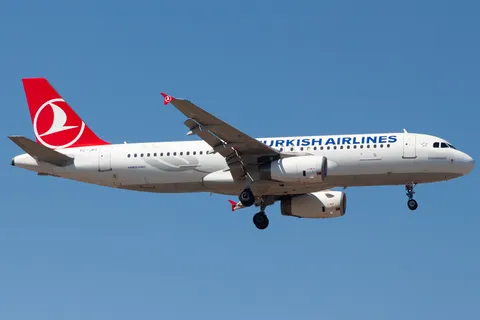 TC-JPI · Airbus A320-232 · LTFM