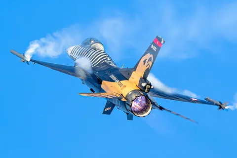 88-0021 · Lockheed Martin F-16C Fighting Falcon · LTBA