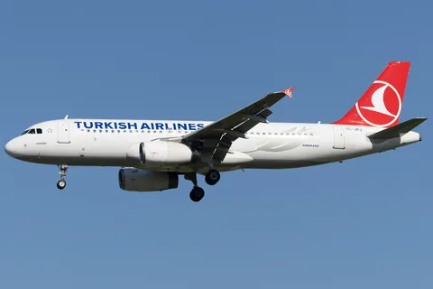 TC-JPJ · Airbus A320-232 · LTFM