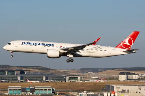TC-LGZ · Airbus A350-941 · LTFM