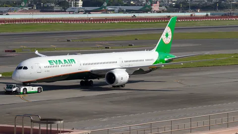B-17802 · Boeing 787-10 Dreamliner · RCTP