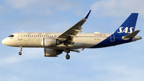 SE-RUE · Airbus A320-251N · EGLL