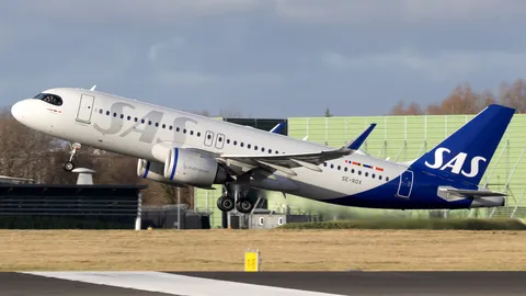 SE-ROX · Airbus A320-251N · EGCC
