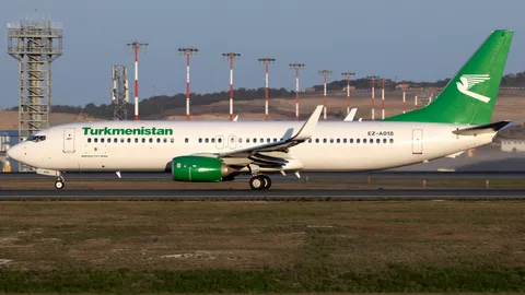 EZ-A018 · Boeing 737-82K · LTFM