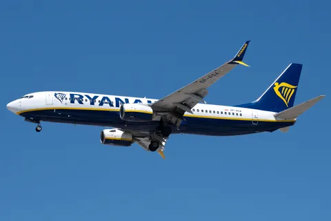 SP-RSA · Boeing 737-8AS · LTAI