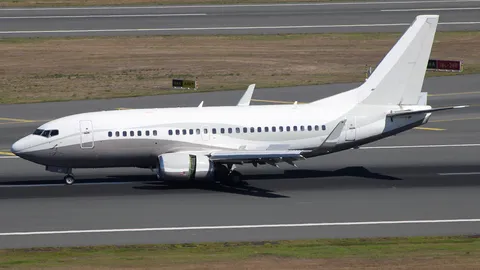 9H-MAC · Boeing 737-548 · LTFM