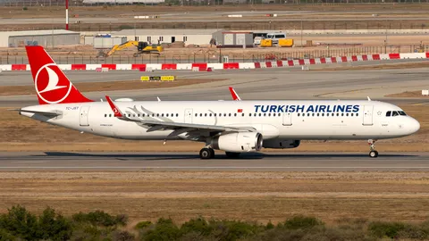 TC-JST · Airbus A321 · LTAI