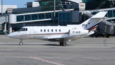 TC-ALB · Hawker Raytheon Hawker 800XP · LTBA
