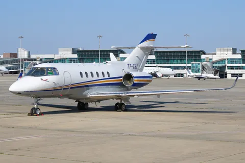 T7-TST · Hawker Beechcraft 900XP · LTBA