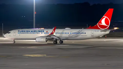 TC-JYP · Boeing 737-9F2ER · LTAI