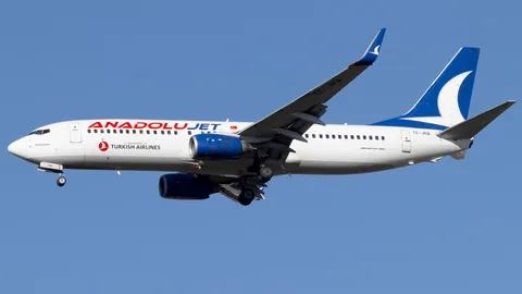TC-JHA · Boeing 737-8F2 · LTBJ