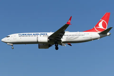 TC-LCB · Boeing 737 MAX 8 · LTFM