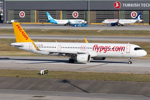TC-RDJ · Airbus A321-251NX · LTFJ