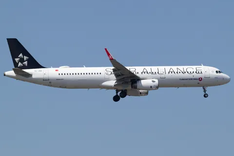 TC-JSG · Airbus A321-231 · LTFM