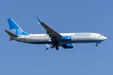 RA-73297 · Boeing 737-8LJ · LTFM